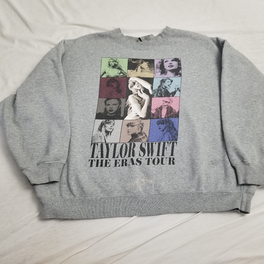 Taylor Swift The Eras Tour Sweatshirt Womens 2XL Crewneck Pullover Tour Merch